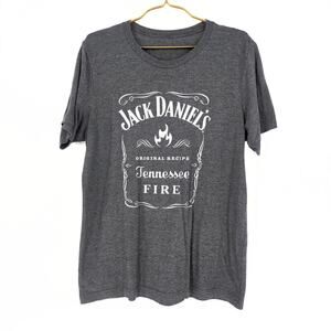 Jack Daniel's Tennessee Fire Gray / Grey and White Men's T-shirt - Size L - GUC